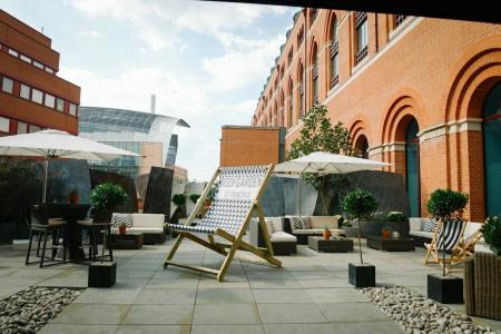 St. Pancras London, Autograph Collection - 43