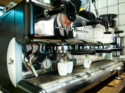 Stelle The Businest - 23