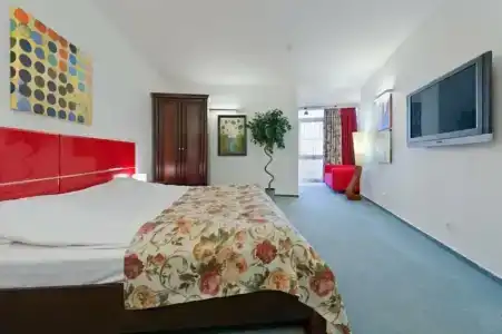 Petrovskij Passazh - 8