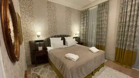 Maria St. Petersburg - 100