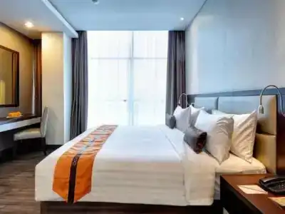 Verse Luxe Wahid Hasyim - 25