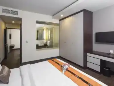 Verse Luxe Wahid Hasyim - 17