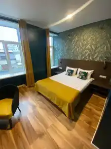 "ЛАСТОЧКИНО ГНЕЗДО" - 46