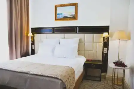 7 Avenue and SPA - 1