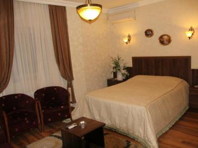 Sandal Otel - 76