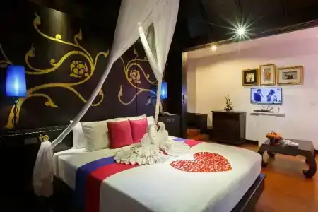 Namaka Resort Kamala - 11