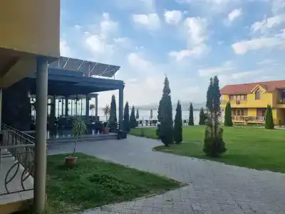 Best Western Bohemian Resort - 27