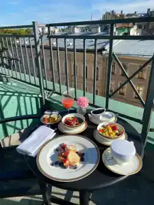 Four Seasons Lion Palace - 54