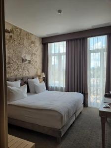 CALVARY & Restaurant Vilnius - 36