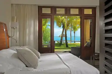 Paradis Beachcomber Golf Resort & Spa - 4