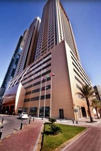 Mercure Dubai Barsha Heights Suites And Apartments - 11