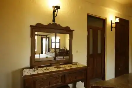 Mandarin & Mango Boutique - 6