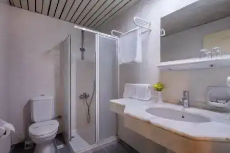 May Flower Apart - 15