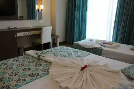 Clover Magic Park Side Otel - 31