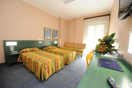 Best Western Mediterraneo - 17