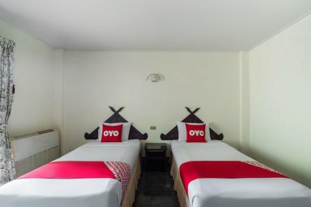 OYO 869 Ban Nam Mao Resort - 17