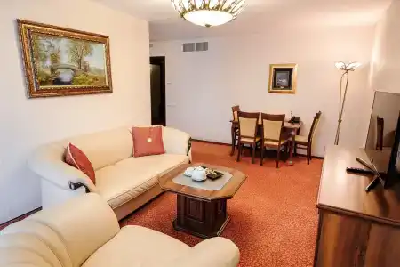 Смольнинская - 21