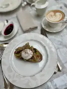 Four Seasons Lion Palace - 85