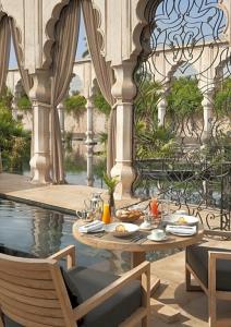 Palais Namaskar - 16