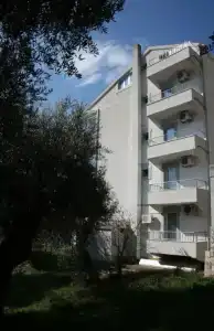 Medin Apartments BluVista - 3