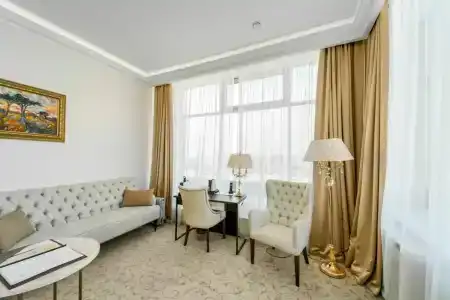 7 Avenue and SPA - 5