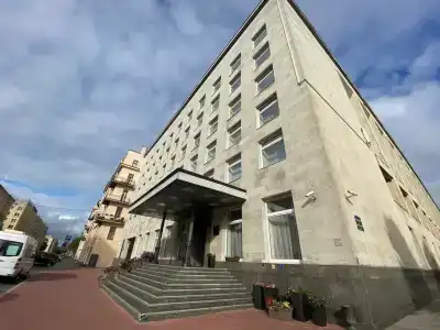 Смольнинская - 13