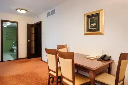 Смольнинская - 7