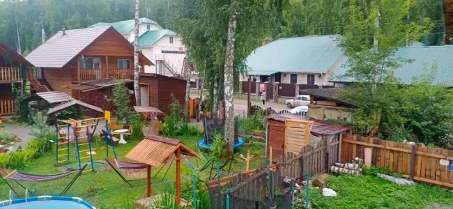 Yashkin Dom Guest Houses - 16