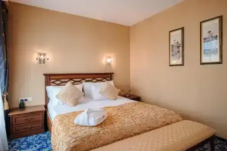 Смольнинская - 24