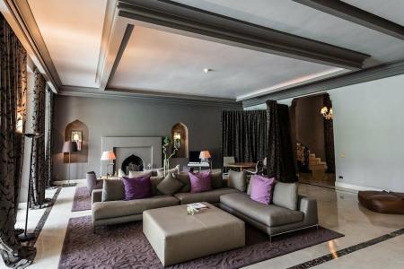 Palais Namaskar - 20