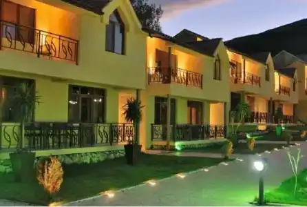 Best Western Bohemian Resort - 8