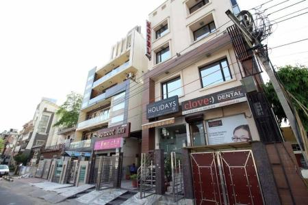 Samrat, New Delhi - 0
