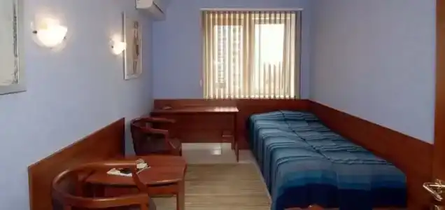 La Vie De Chateau - 32