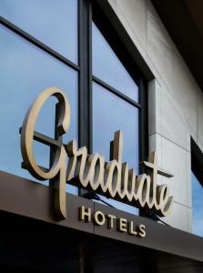 Graduate Cambridge - 12