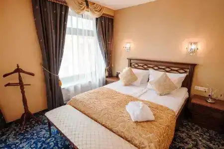 Смольнинская - 25