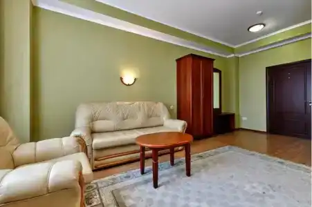 Партнер - 27