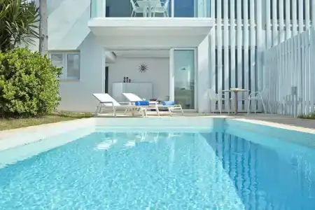 So Nice Beach Resort - 12