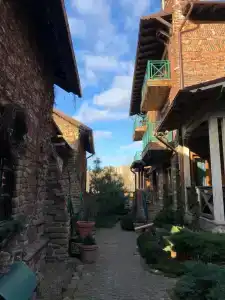 Rassl Country Home - 9