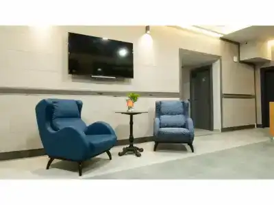 Opera Suites Apart - 40