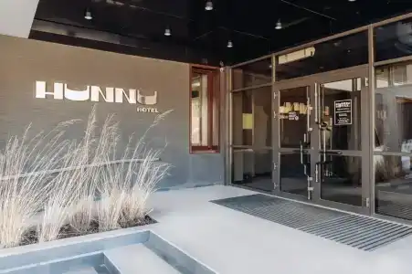 HUNNU - 36