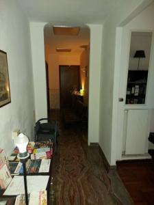 Vatican Rooms Guest House - 35