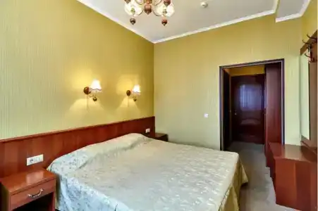 Партнер - 25