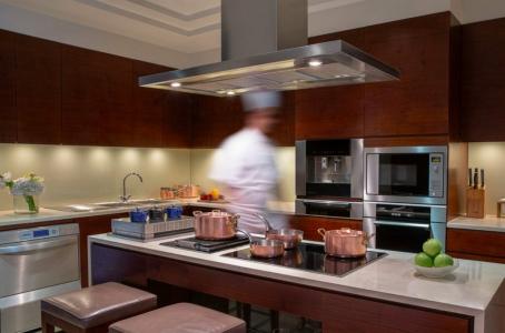 The Ritz-Carlton, - 37