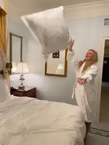 Four Seasons Lion Palace - 37