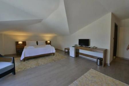 Room 23 - 67