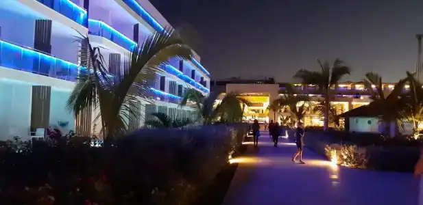 Serenade Punta Cana Beach & Spa Resort - 33