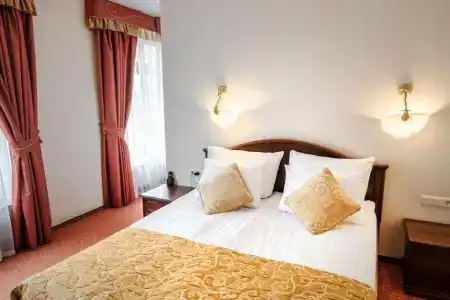 Смольнинская - 26