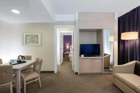 Holiday Inn Naples, an IHG - 3