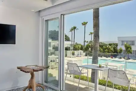 So Nice Beach Resort - 11