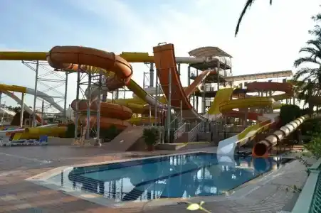 AQI Pegasos World - 12